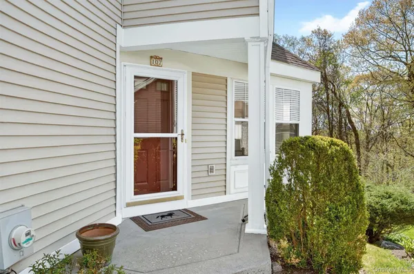$7,500 | 107 Winding Ridge Road, Unit 107, White Plains, NY 10603