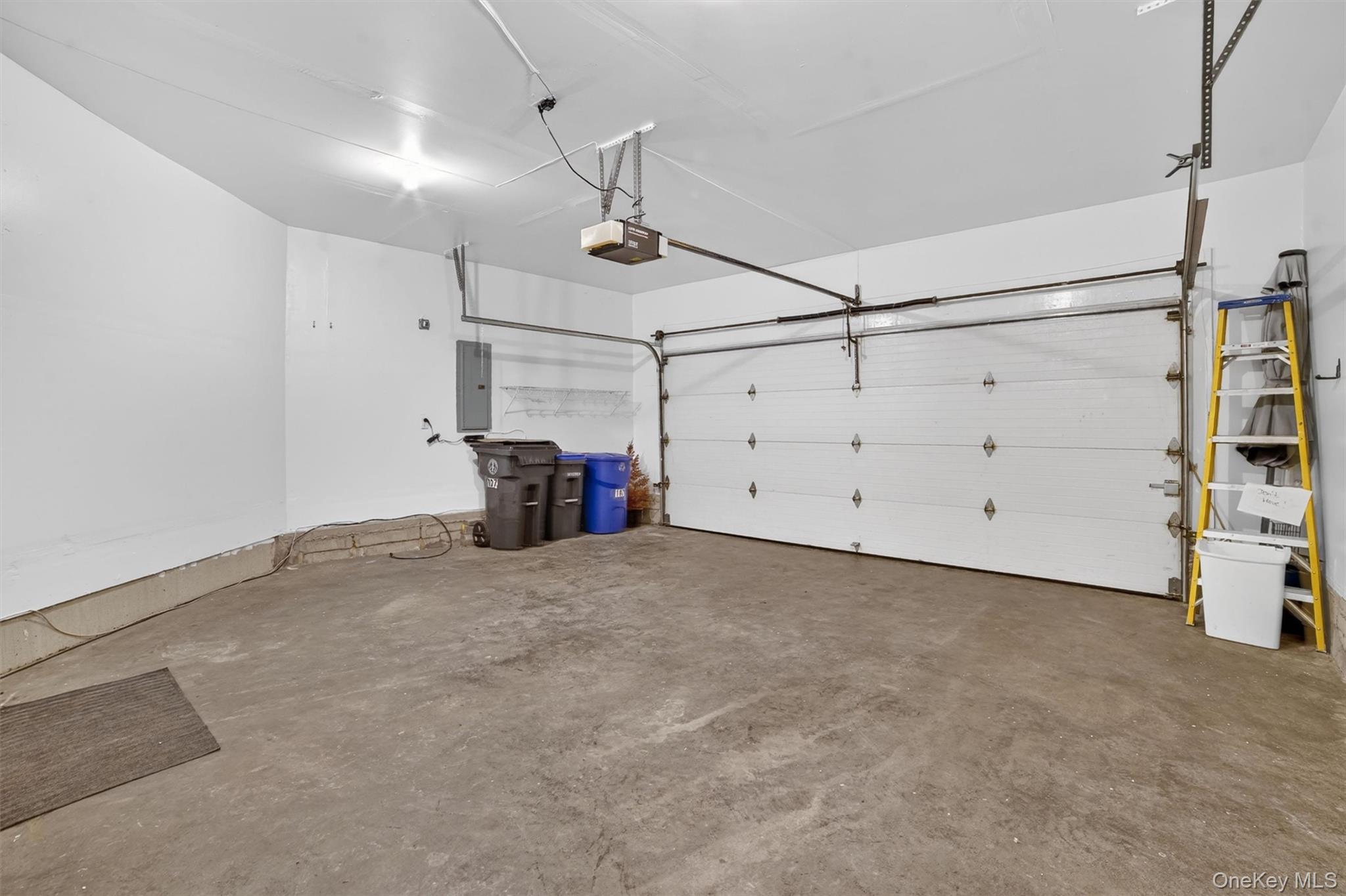 107 Winding Ridge Road, Unit 107 White Plains, NY 10603 - Photo 35 of 50 Oversized garage
