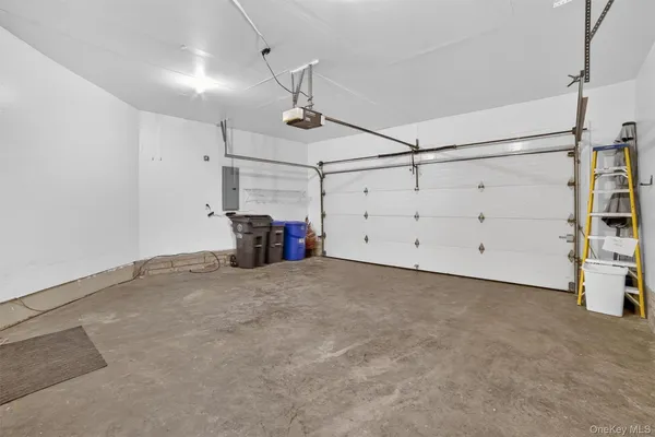 $7,500 | 107 Winding Ridge Road, Unit 107, White Plains, NY 10603