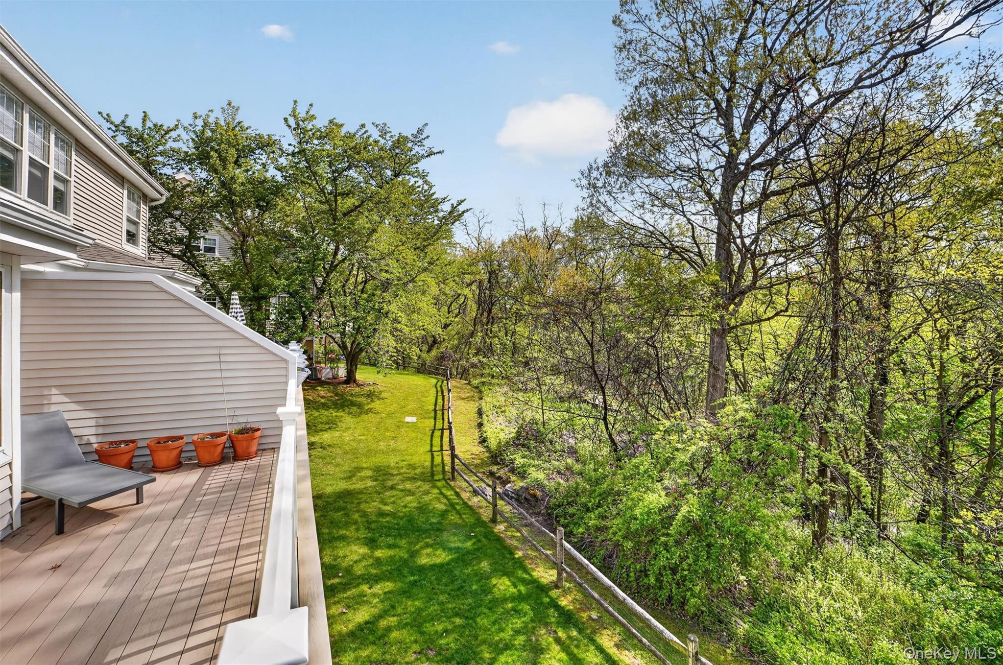 107 Winding Ridge Road, Unit 107 White Plains, NY 10603 - Photo 38 of 50 Side view
