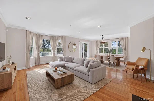 $7,500 | 107 Winding Ridge Road, Unit 107, White Plains, NY 10603