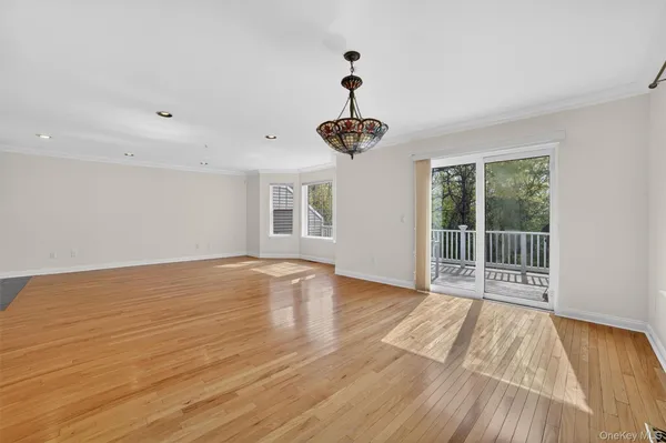 $7,500 | 107 Winding Ridge Road, Unit 107, White Plains, NY 10603