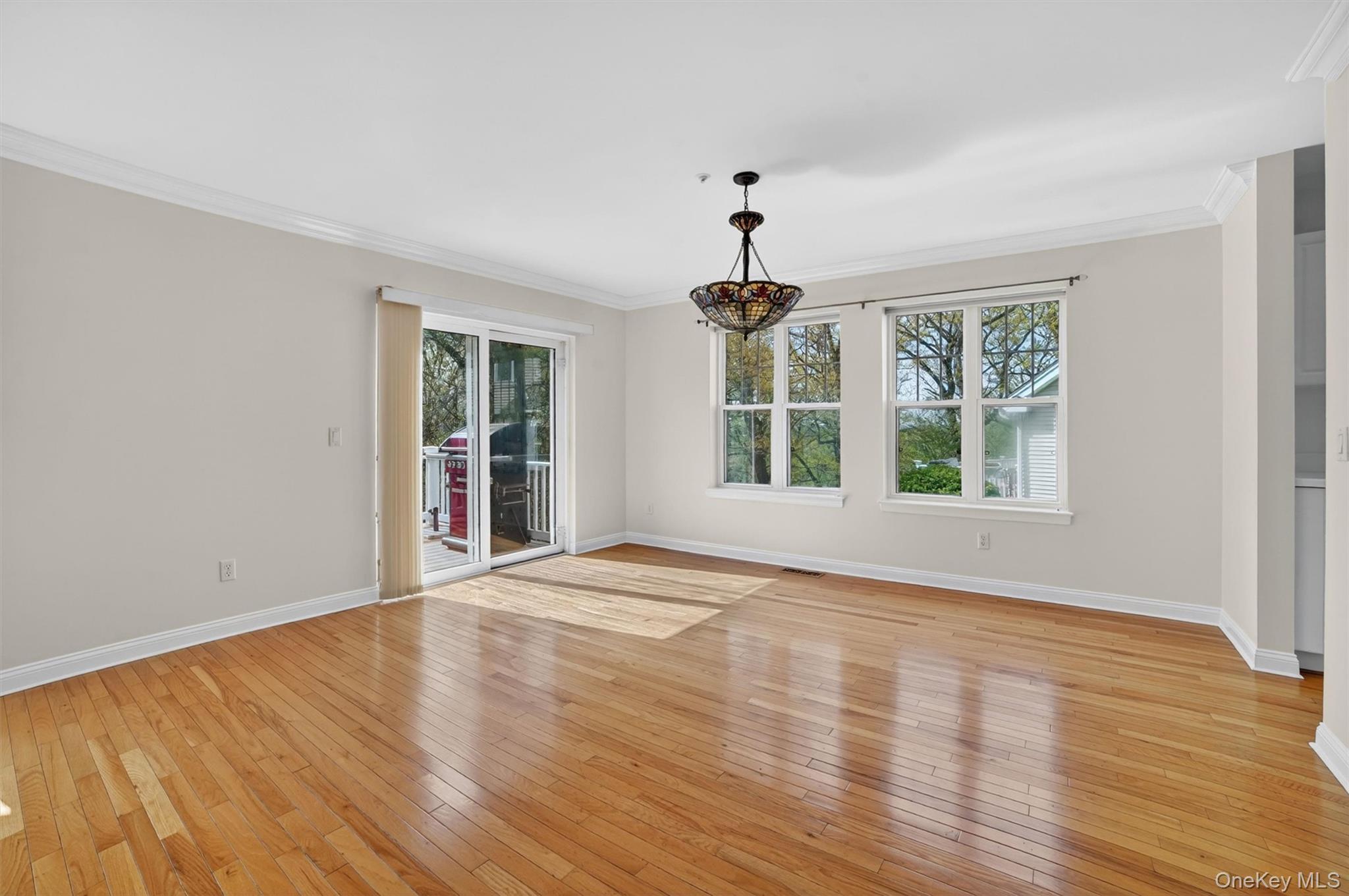 107 Winding Ridge Road, Unit 107 White Plains, NY 10603 - Photo 8 of 50