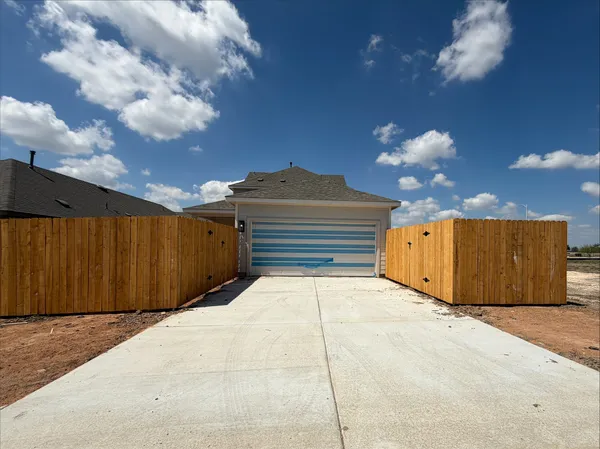 $349,990 | 13529 Muny Parkway, Elgin, TX 78621