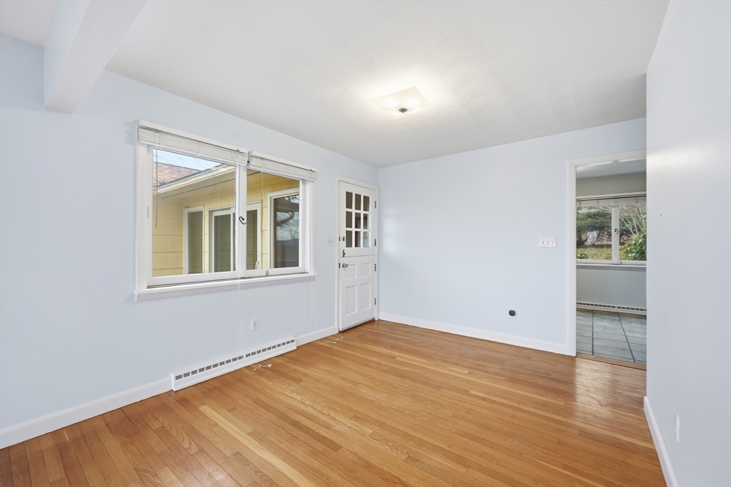 121 Rocky Hill Road Hadley, MA 01035 - Photo 14 of 41