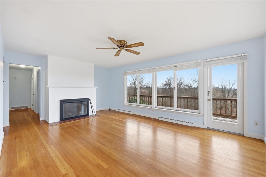 121 Rocky Hill Road Hadley, MA 01035 - Photo 16 of 41