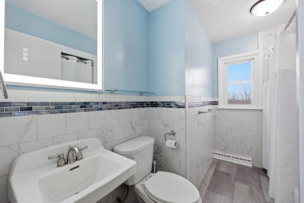 121 Rocky Hill Road Hadley, MA 01035 - Photo 18 of 41