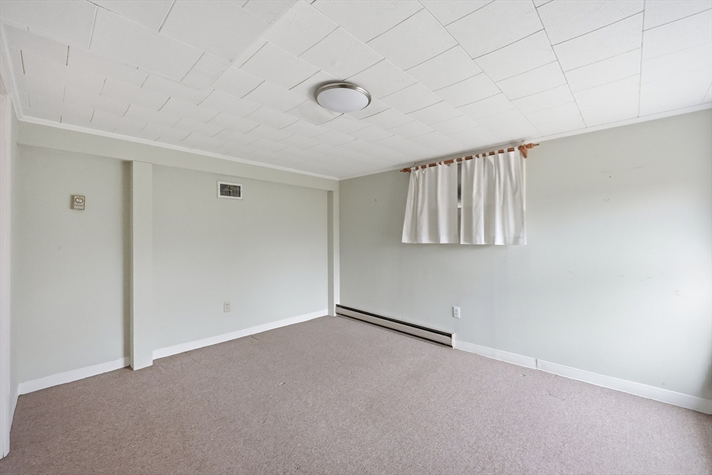 121 Rocky Hill Road Hadley, MA 01035 - Photo 28 of 41