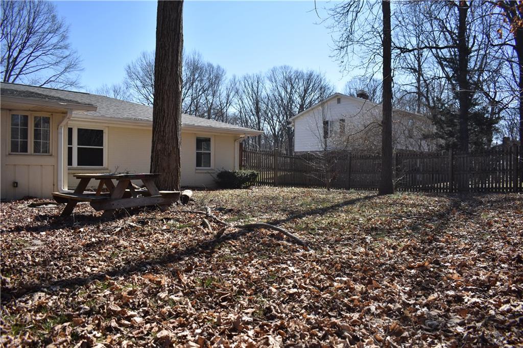 4212 Melbourne Road Indianapolis, IN 46228 - Photo 22 of 24 Gallery Image 22