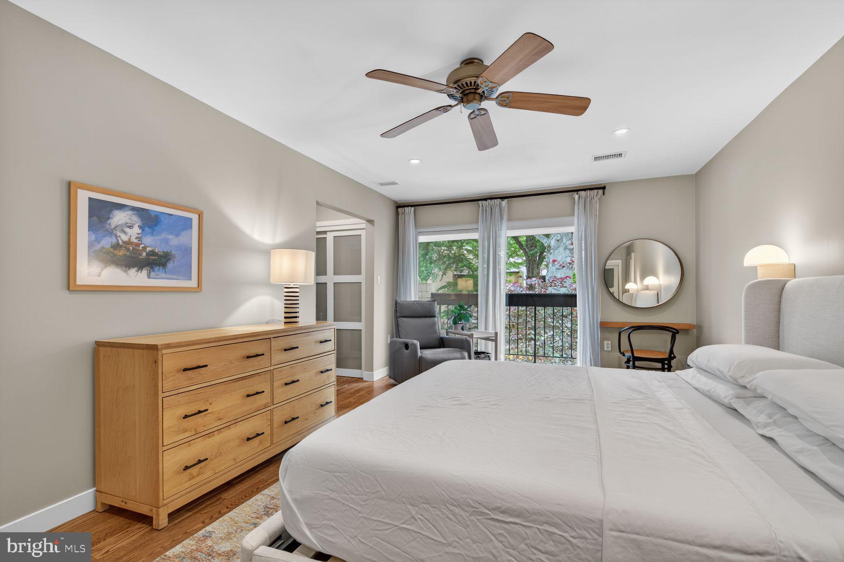 11131 Saffold Way Reston, VA 20190 - Photo 11 of 25