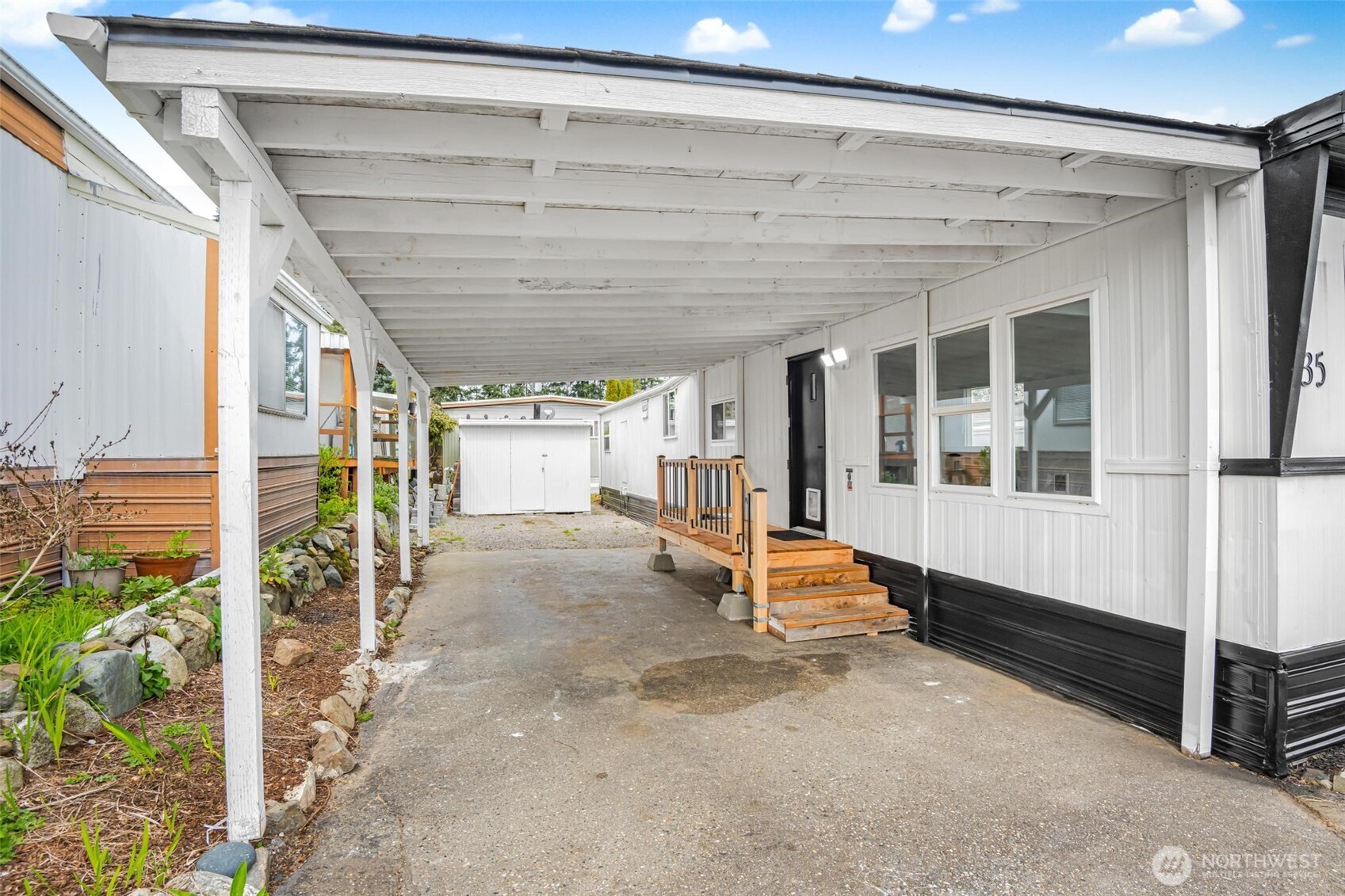 23708 Locust Way, Unit 35 Bothell, WA 98021 - Photo 4 of 20