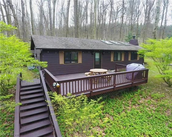 $250,000 | 9316 Lakewood Drive Northeast, Mineral City, OH 44656
