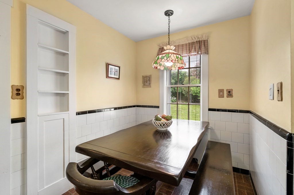 190 Lewis Road Belmont, MA 02478 - Photo 10 of 30 Gallery Image 10