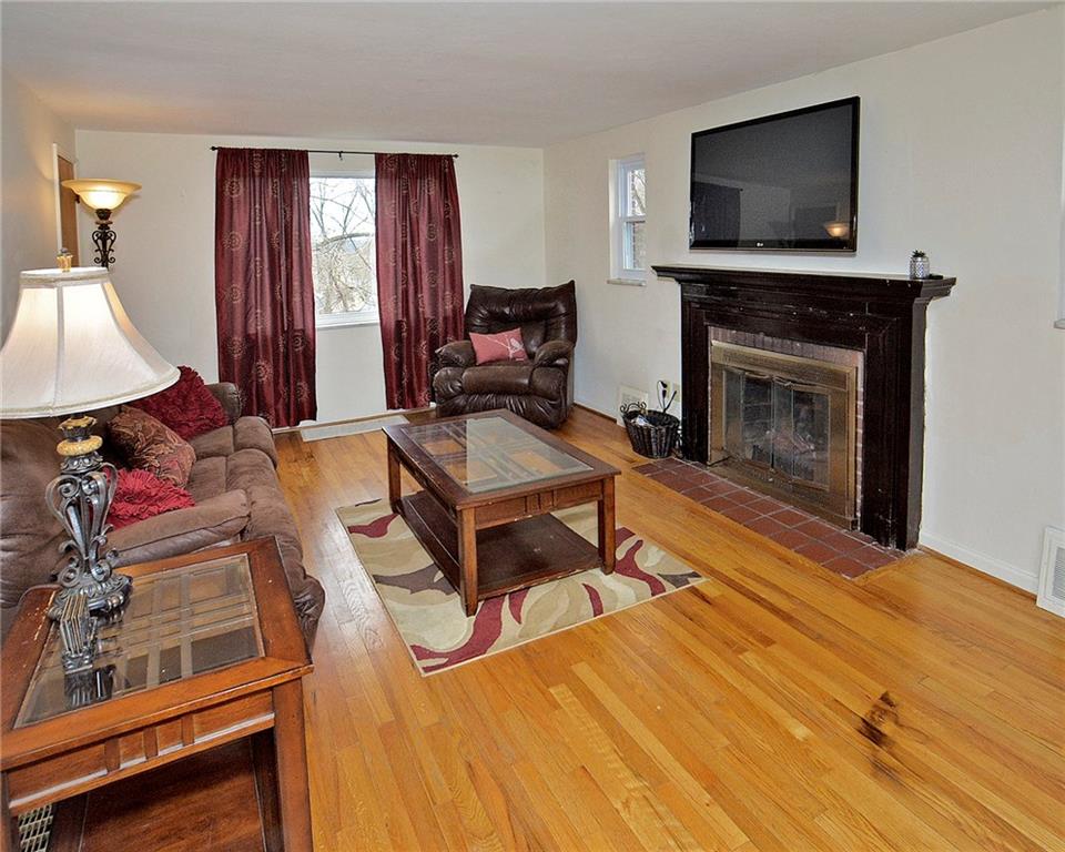 6409 Verona Road Verona, PA 15147 - Photo 10 of 21 Gallery Image 10