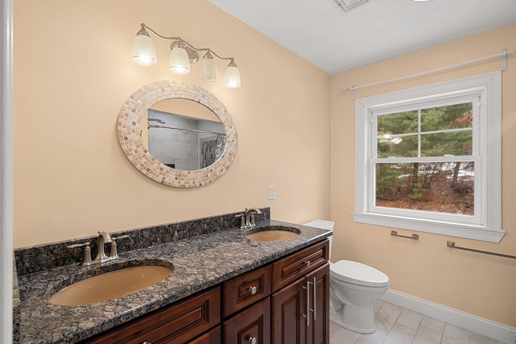 98 R Walnut Street Shrewsbury, MA 01545 - Photo 29 of 42