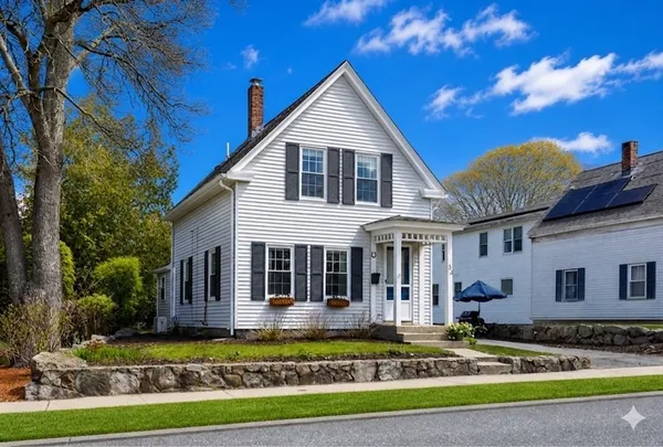 $709,000 | 33 Pleasant Street, Hopkinton, MA 01748
