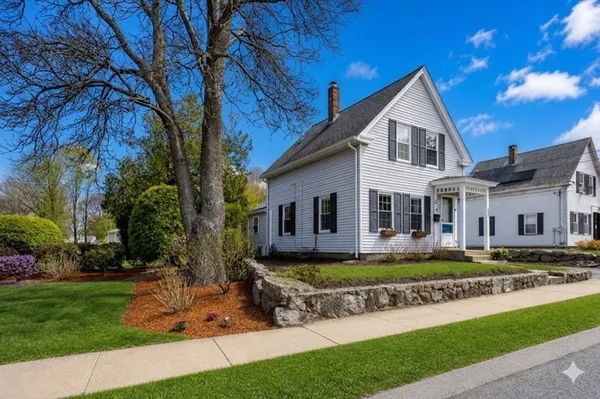 $709,000 | 33 Pleasant Street, Hopkinton, MA 01748