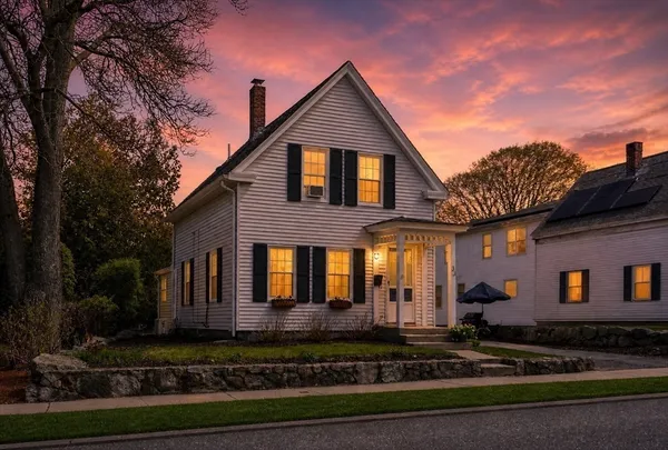 $709,000 | 33 Pleasant Street, Hopkinton, MA 01748
