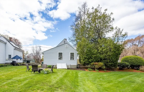 $709,000 | 33 Pleasant Street, Hopkinton, MA 01748
