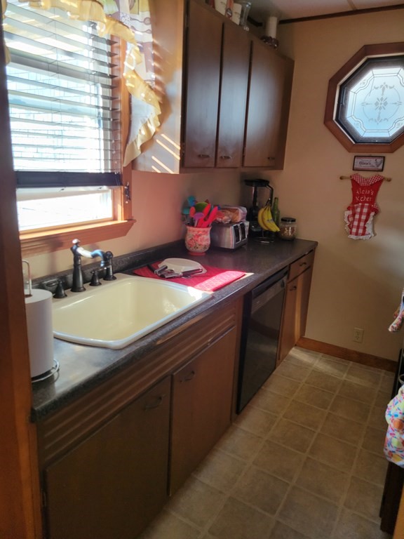 57 Whipple Street Fall River, MA 02721 - Photo 16 of 26 Gallery Image 16