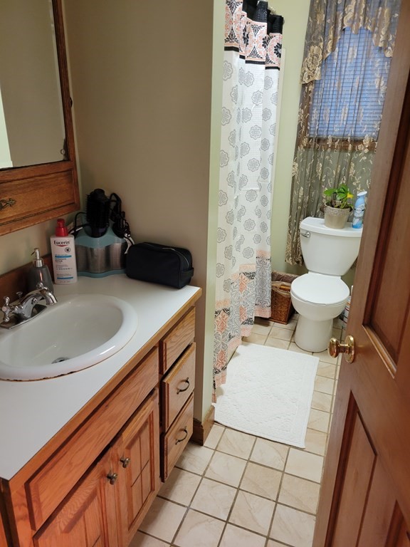 57 Whipple Street Fall River, MA 02721 - Photo 10 of 26 Gallery Image 10