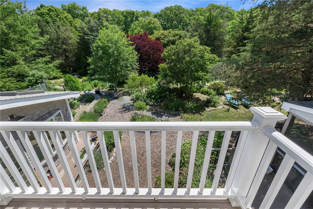 517 Lake Road Tiverton, RI 02878 - Photo 34 of 47