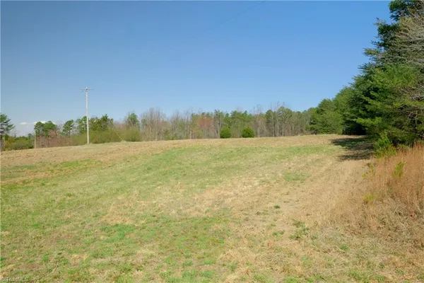 $179,900 | 1-2 Flat Rock Road, Pinnacle, NC 27043
