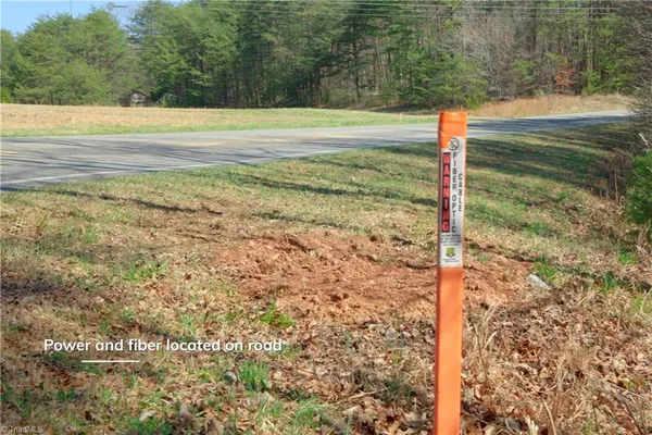 $179,900 | 1-2 Flat Rock Road, Pinnacle, NC 27043