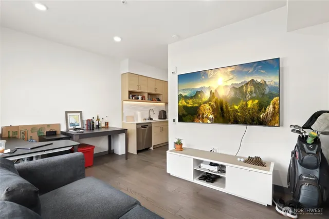 $450,000 | 11903 Northeast 128th Street, Unit 204, Kirkland, WA 98034