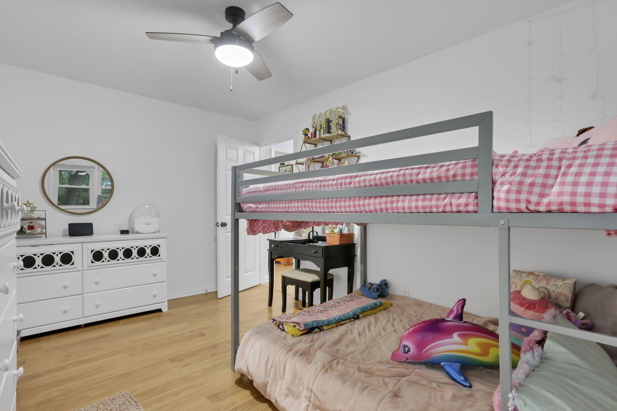 901 Coonpath Road Northwest Lancaster, OH 43130 - Photo 29 of 58 Bedroom 3