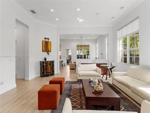 $6,199 | 11339 Northwest 71st Street, Unit 11339, Doral, FL 33178