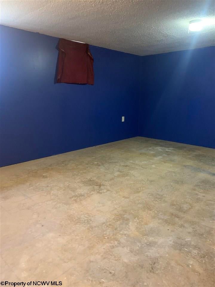 696 Erbacon Road Cowen, WV 26206 - Photo 11 of 16 Gallery Image 11