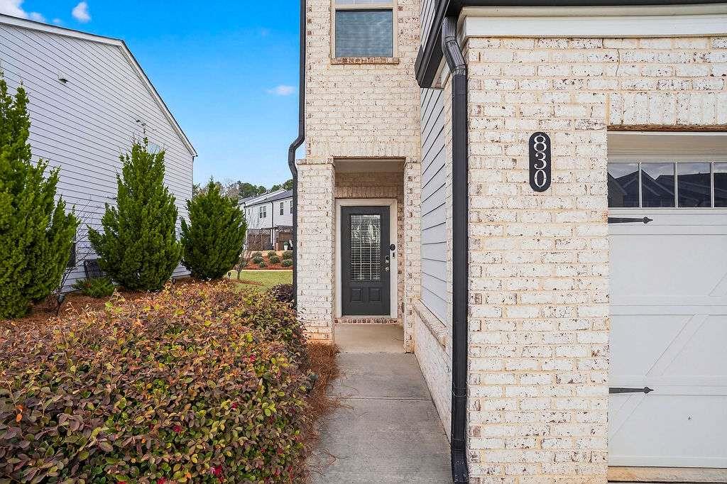 830 Ironhorse Lane Southwest Mableton, GA 30126 - Photo 4 of 43