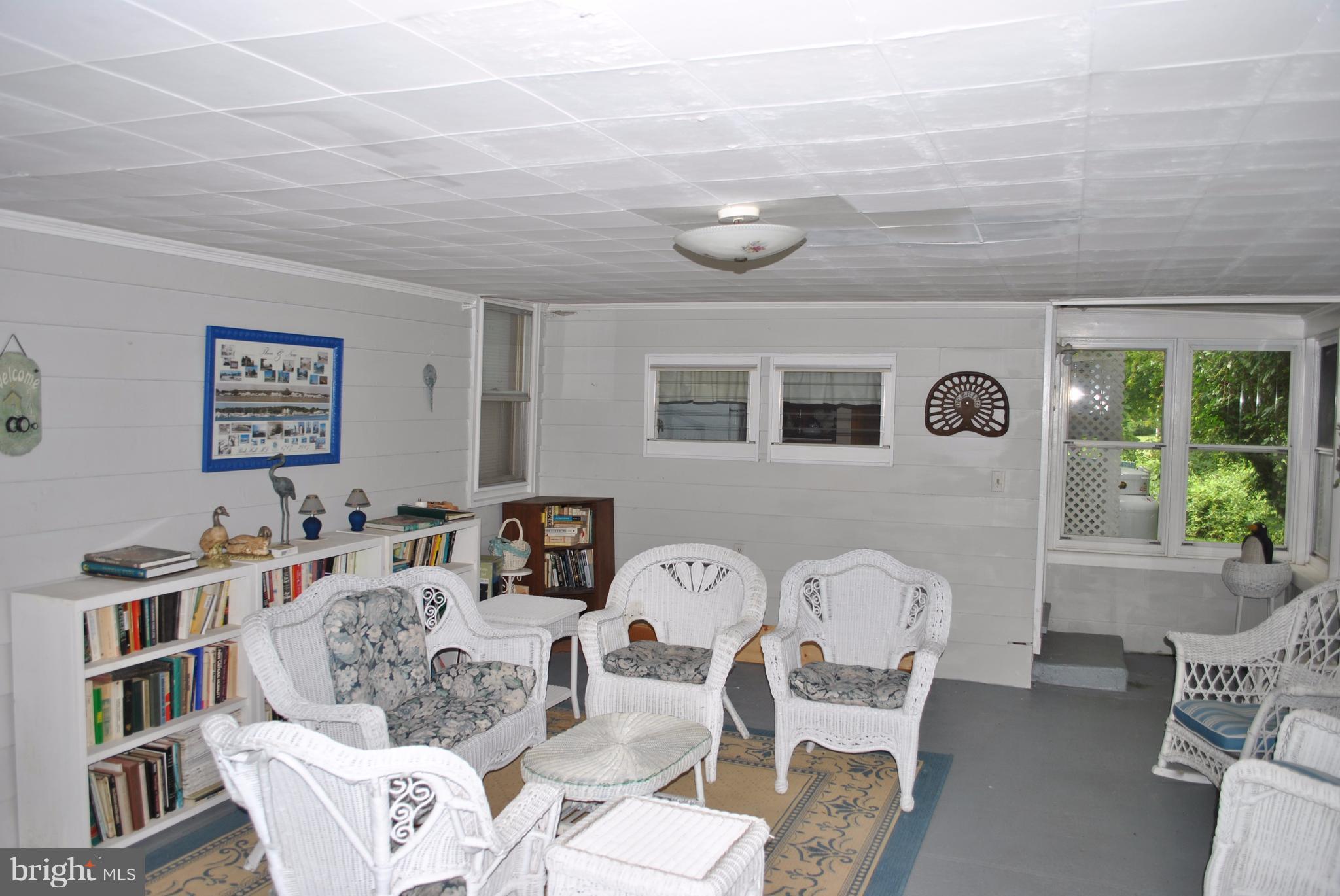 5051 Skinners Neck Road Rock Hall, MD 21661 - Photo 10 of 16 Interior (General)