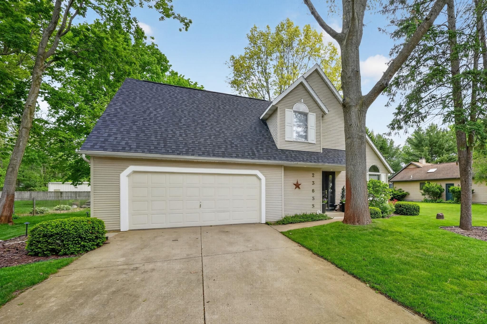 23655 Ridgemont Lane Elkhart, IN 46516 - Photo 1 of 32