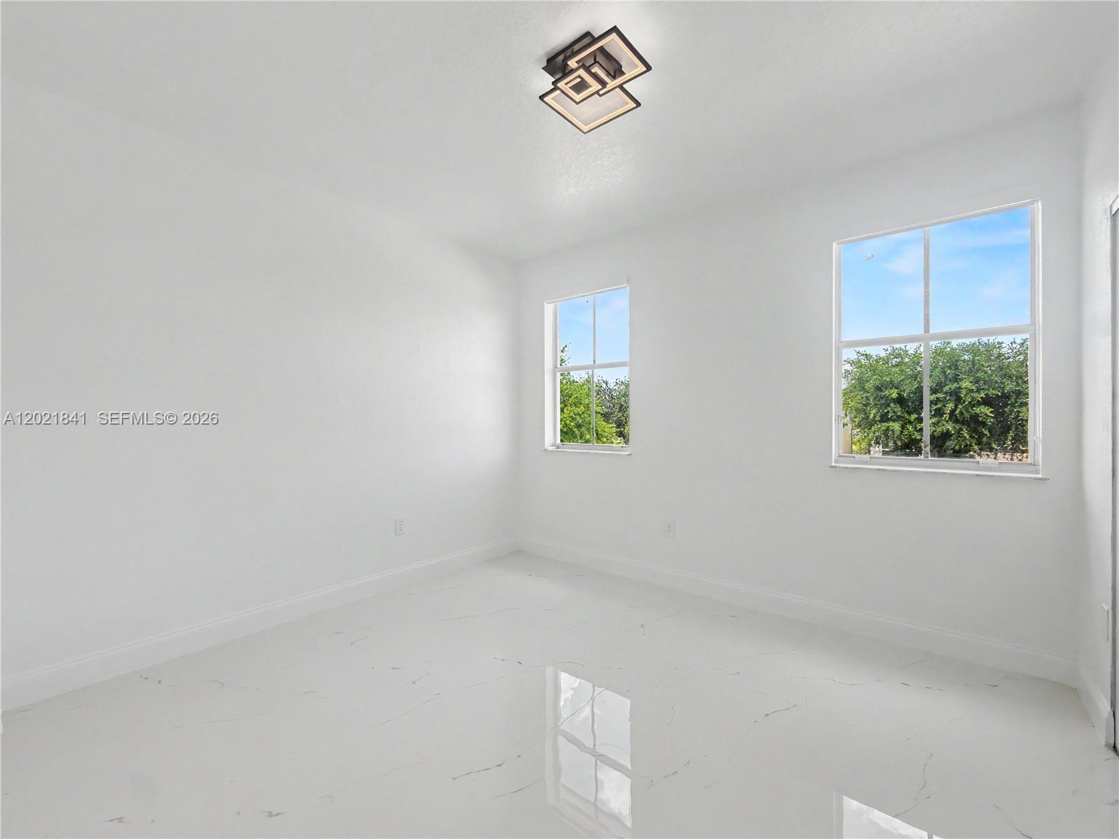 15486 Southwest 23rd Lane Miami, FL 33185 - Photo 30 of 33