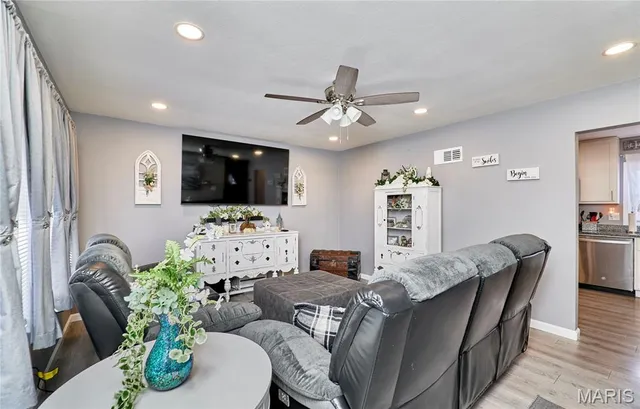 $228,000 | 525 Mullanphy Road, Florissant, MO 63031