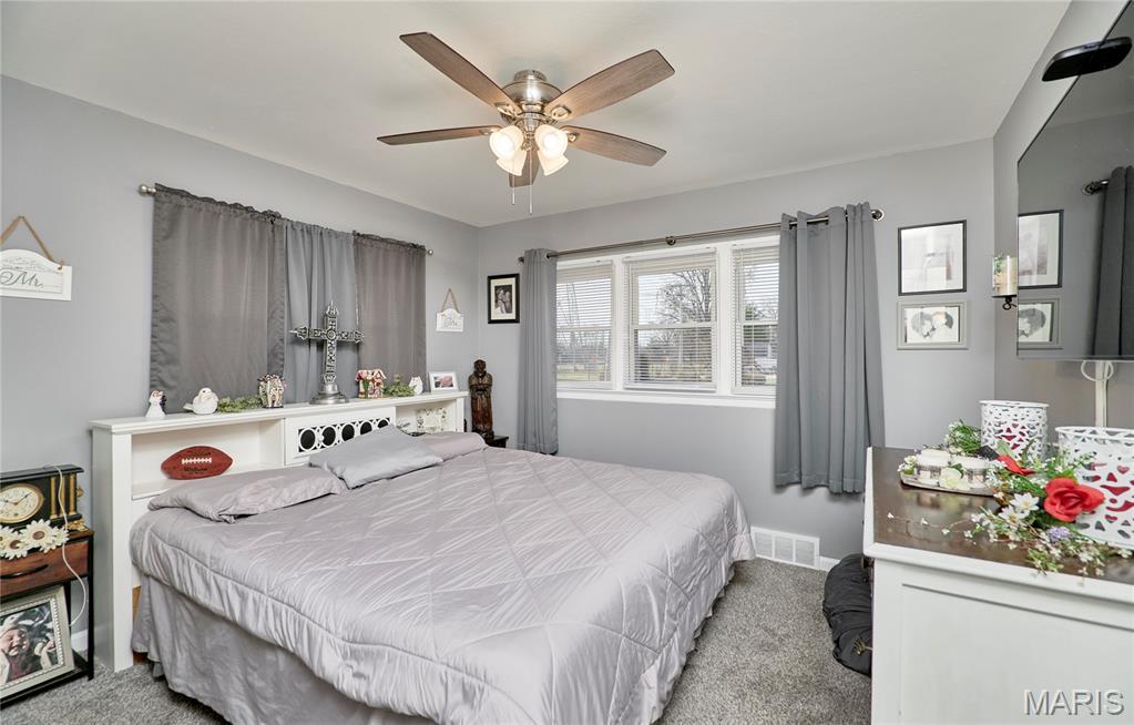 525 Mullanphy Road Florissant, MO 63031 - Photo 28 of 63