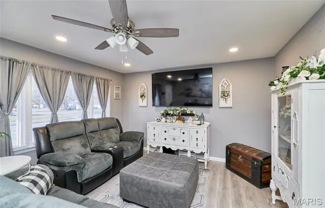 $228,000 | 525 Mullanphy Road, Florissant, MO 63031