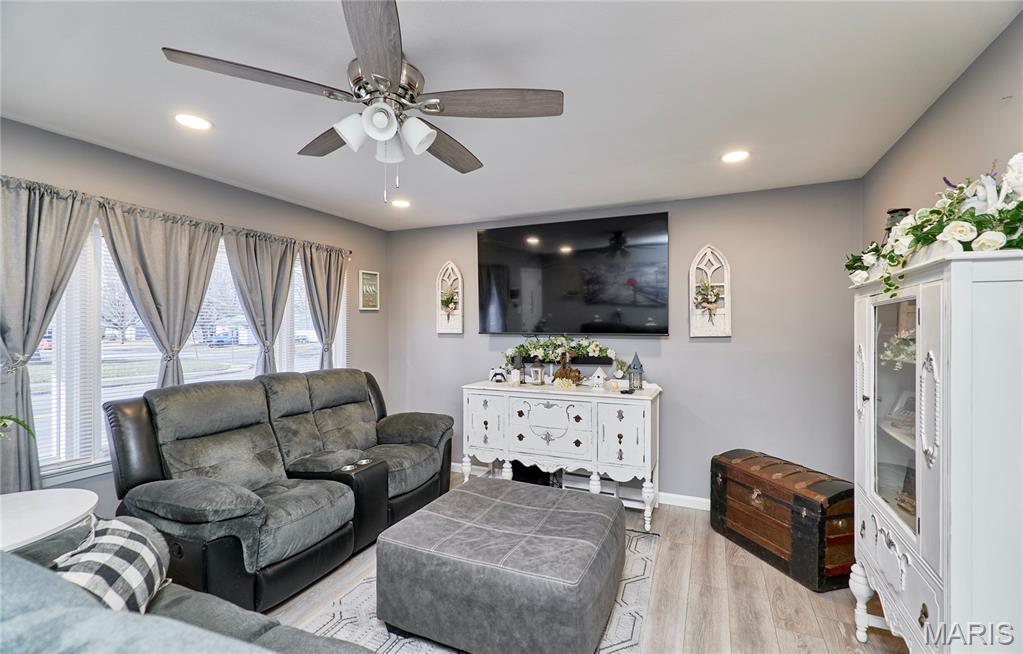 525 Mullanphy Road Florissant, MO 63031 - Photo 8 of 63