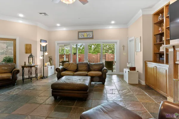 $675,000 | 12182 Indigo Drive, St. Francisville, LA 70775