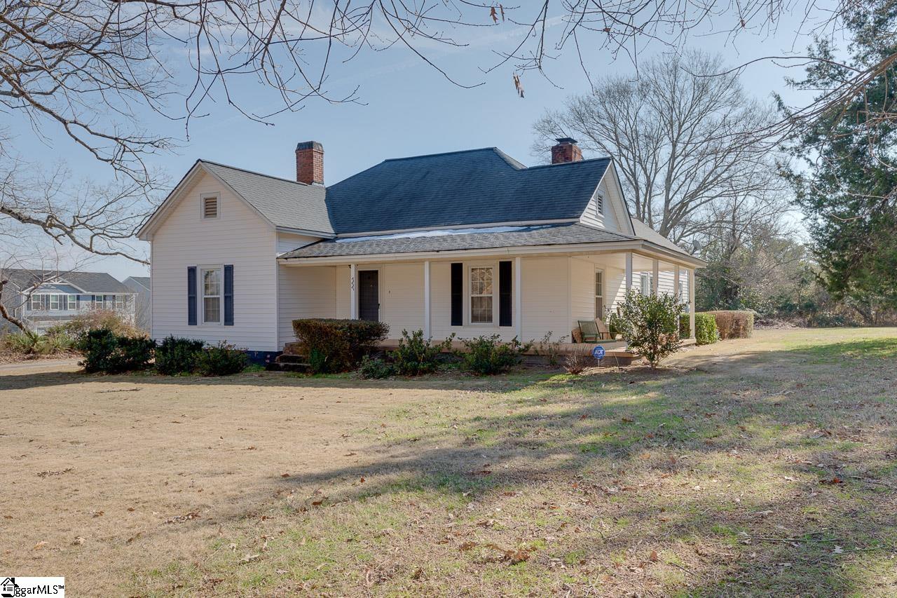777 State Rd S-42-653 Greer, SC 29651 - Photo 3 of 36
