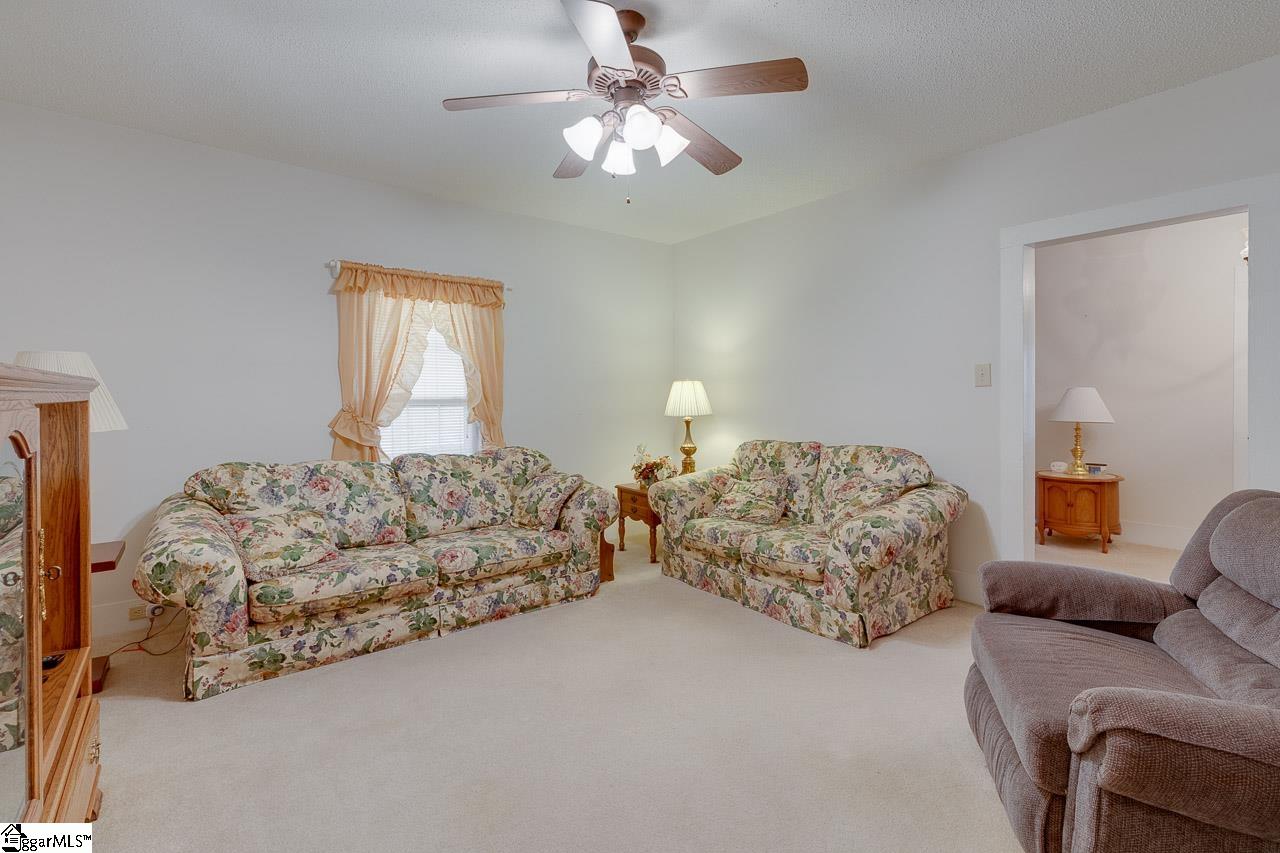 777 State Rd S-42-653 Greer, SC 29651 - Photo 8 of 36