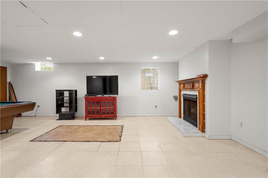 919 Wible Run Road Pittsburgh, PA 15209 - Photo 34 of 38 Gallery Image 34