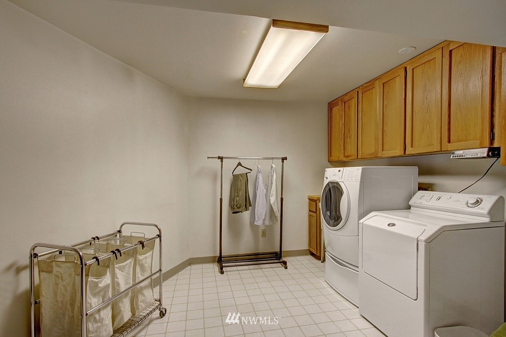 9226 Valhalla Way Bothell, WA 98011 - Photo 18 of 19 Gallery Image 18