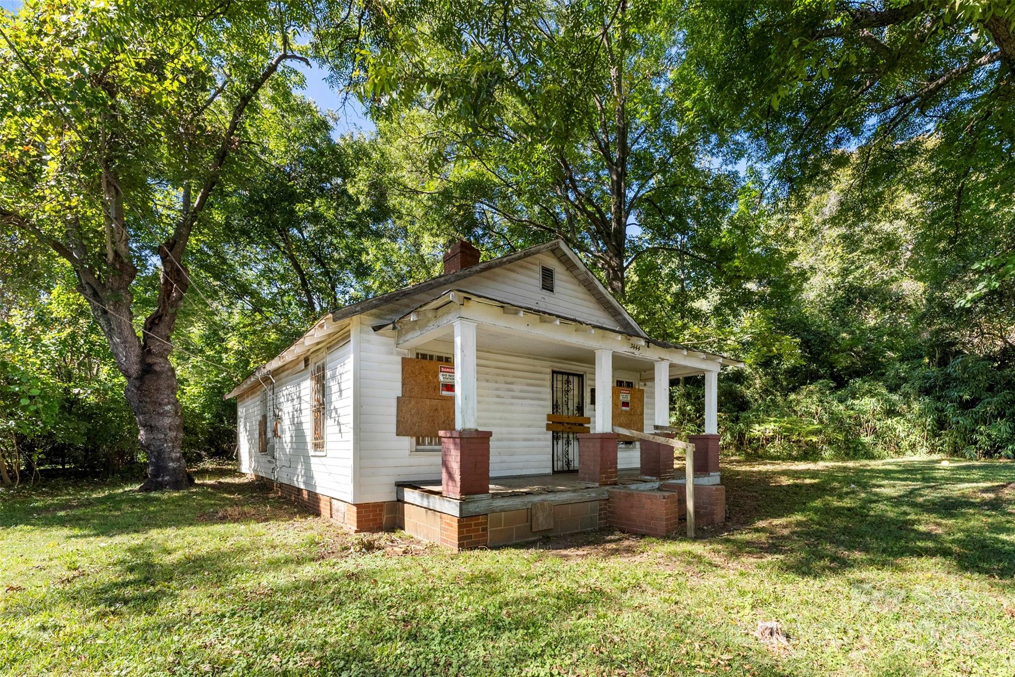 3444 Marvin Road Charlotte, NC 28211 - Photo 6 of 34 front view of a house with a yard