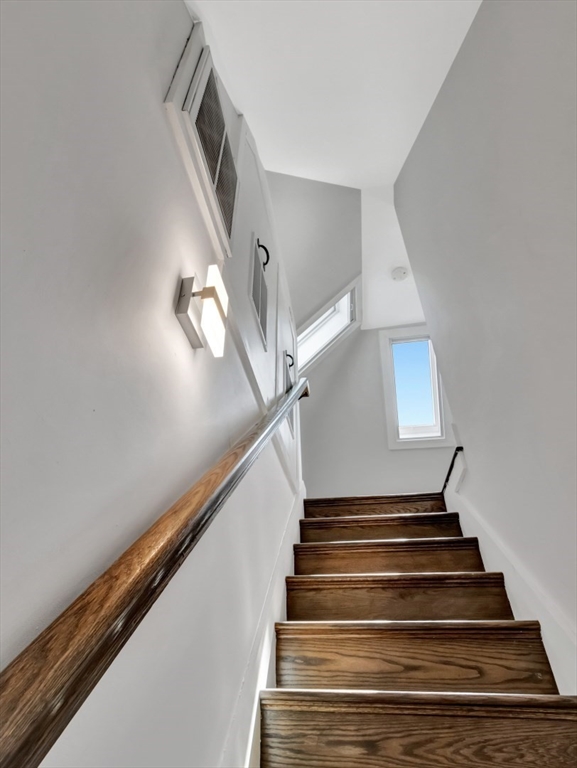 10 Oak Street, Unit 2 Saugus, MA 01906 - Photo 18 of 25