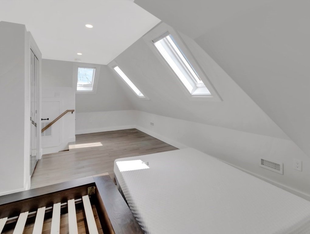 10 Oak Street, Unit 2 Saugus, MA 01906 - Photo 19 of 25