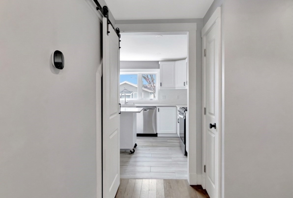 10 Oak Street, Unit 2 Saugus, MA 01906 - Photo 3 of 25