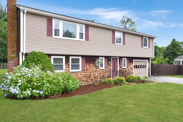 $799,000 | 41 Constantine Drive, Marshfield, MA 02050